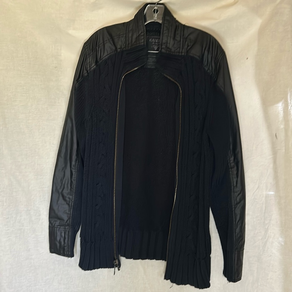 Guess black Cardigan
Pre-loved, leather arms zip front in good condition.